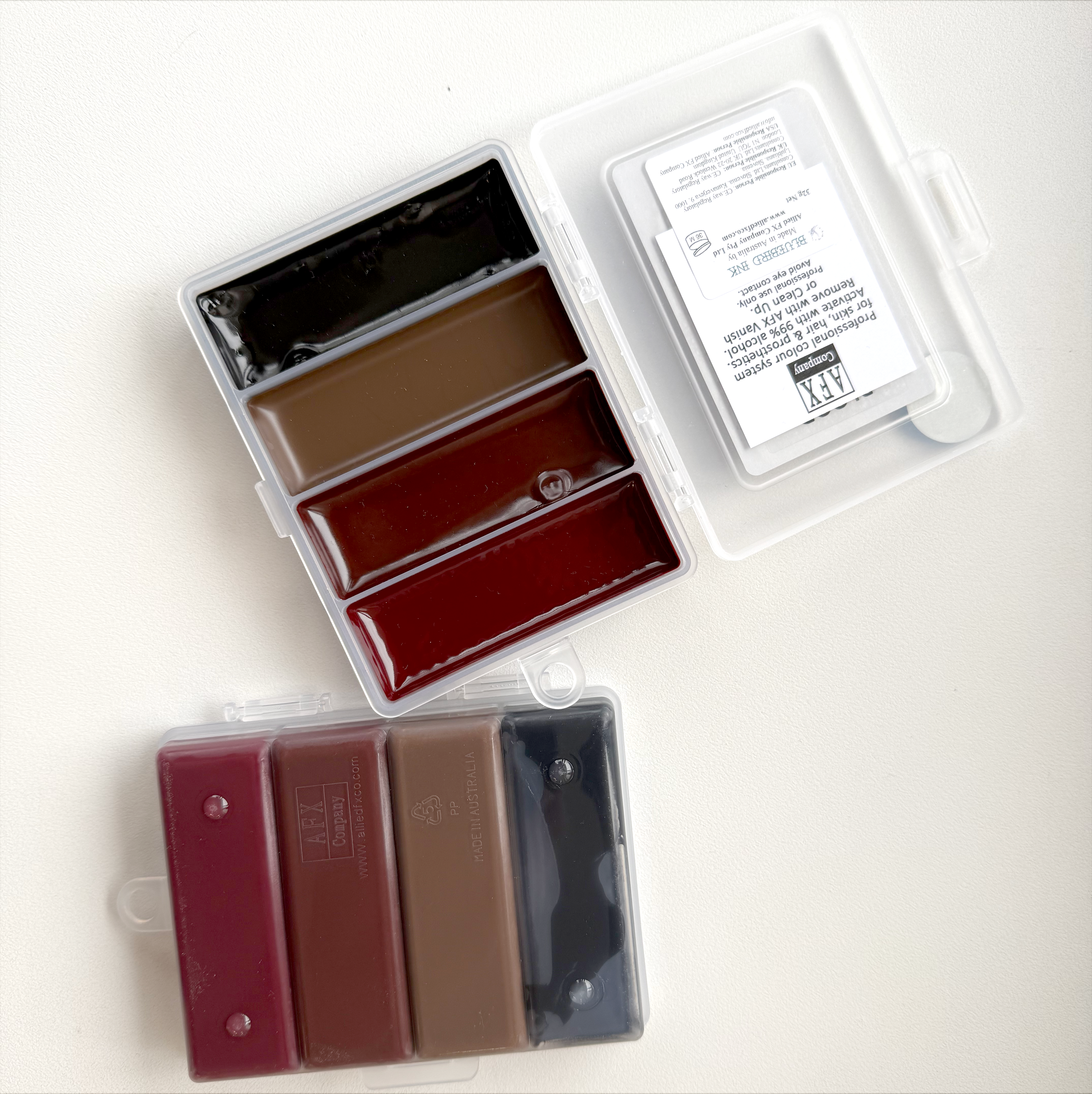 Odd Bunch Blood & Dirt Palette